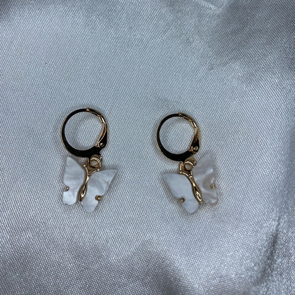 3 for $30 Butterfly Acrylic Earrings🦋